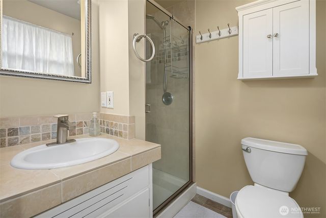 1452 8th Place S, Edmonds, WA 98020