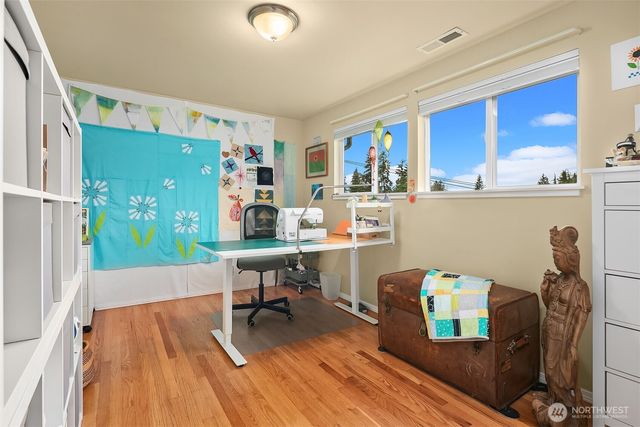 1452 8th Place S, Edmonds, WA 98020