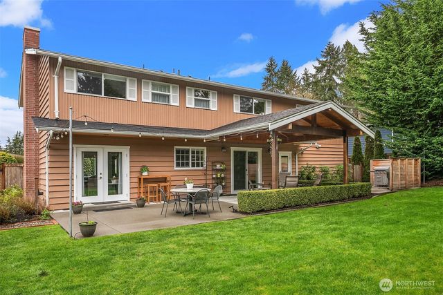 1452 8th Place S, Edmonds, WA 98020