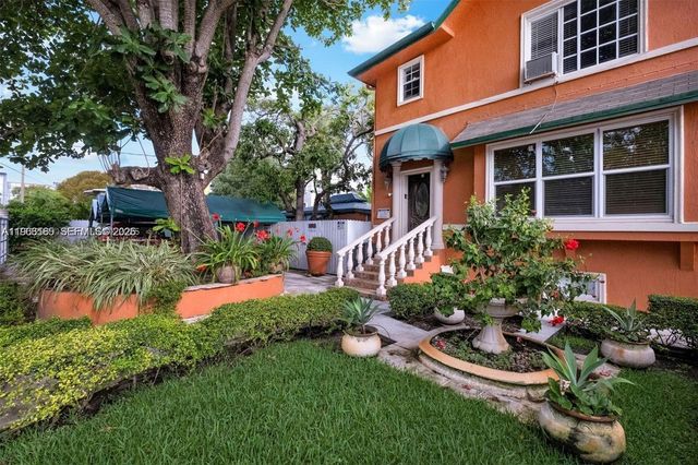 1033 NW 6th St Cottage, Miami, FL 33136