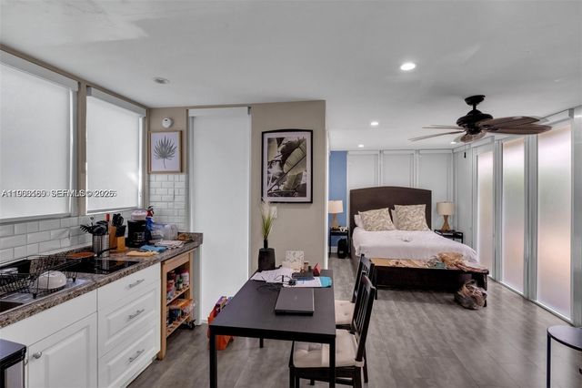 1033 NW 6th St Cottage, Miami, FL 33136