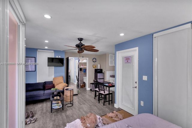 1033 NW 6th St Cottage, Miami, FL 33136