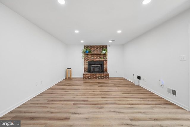 10421 ROSEMONT DR, Laurel, MD 20723