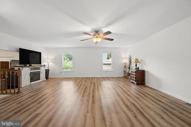 10421 ROSEMONT DR, Laurel, MD 20723