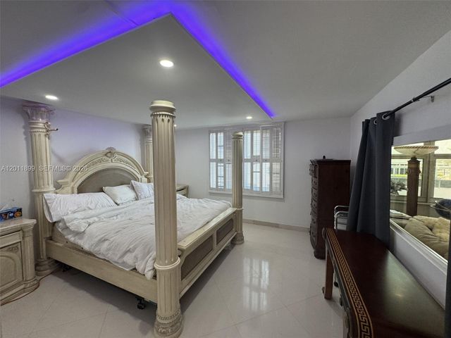 1912 S Ocean Drive 3D, Hallandale Beach, FL 33009