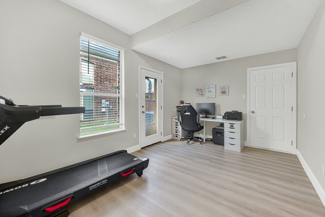 1701 Shadow Brook Trail, Garland, TX 75043