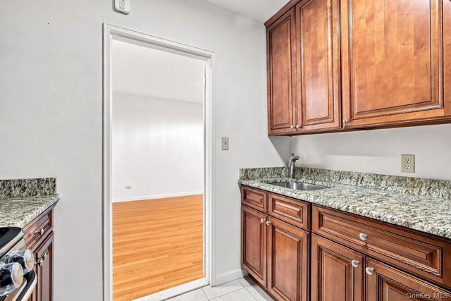 665 Thwaites Place 3A, Bronx, NY 10467