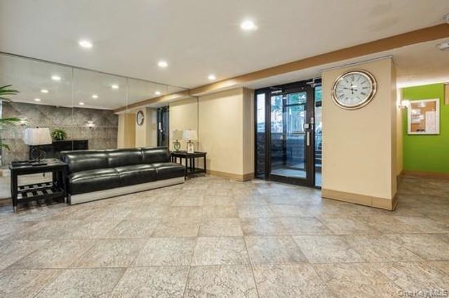 665 Thwaites Place 3A, Bronx, NY 10467