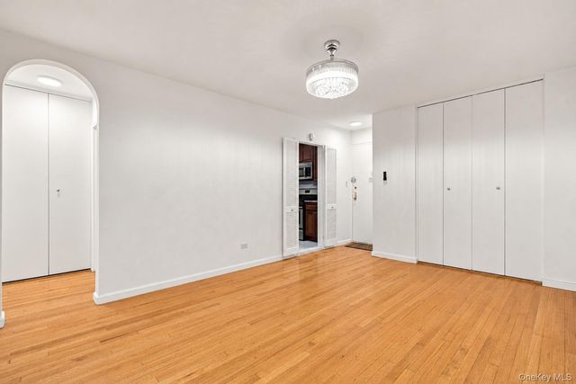 665 Thwaites Place 3A, Bronx, NY 10467