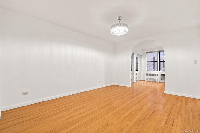665 Thwaites Place 3A, Bronx, NY 10467