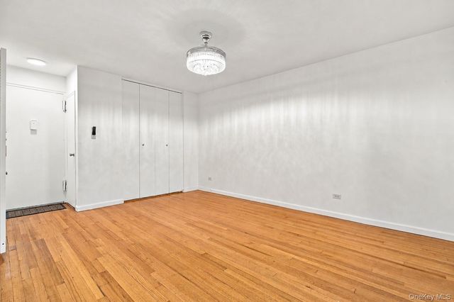 665 Thwaites Place 3A, Bronx, NY 10467