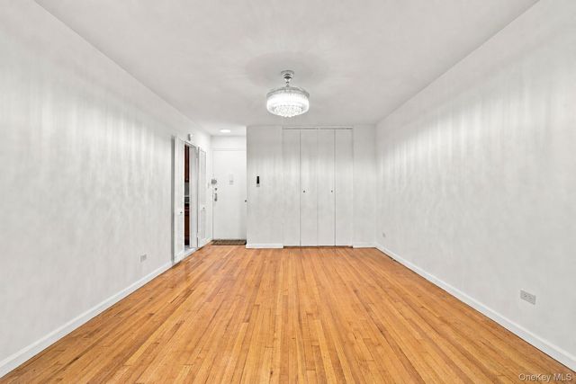 665 Thwaites Place 3A, Bronx, NY 10467