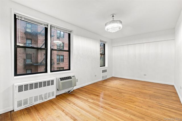 665 Thwaites Place 3A, Bronx, NY 10467