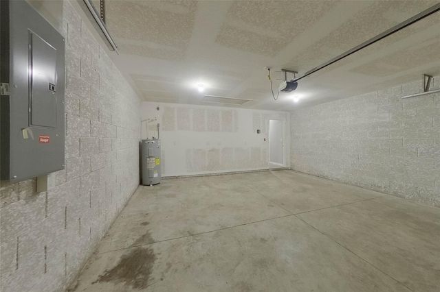 9135 AEGEAN CIRCLE, Lehigh Acres, FL 33936