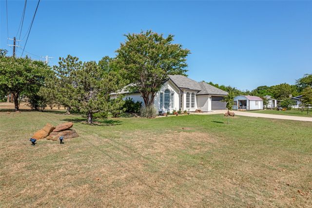732 Charyl Lynn Drive, Argyle, TX 76226