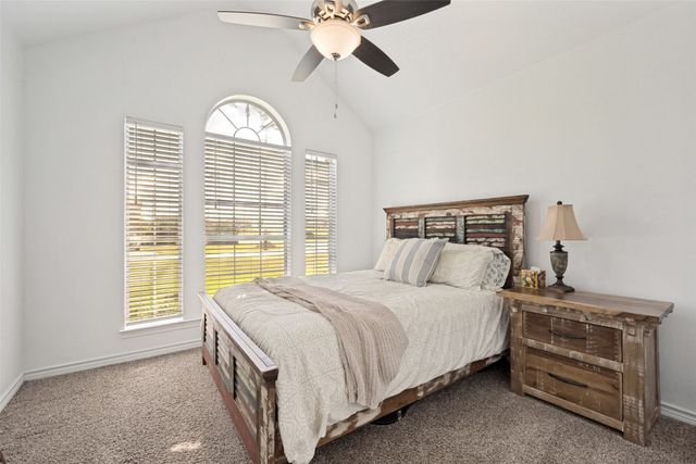732 Charyl Lynn Drive, Argyle, TX 76226