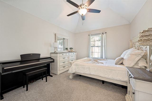 732 Charyl Lynn Drive, Argyle, TX 76226