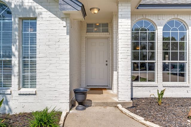 732 Charyl Lynn Drive, Argyle, TX 76226