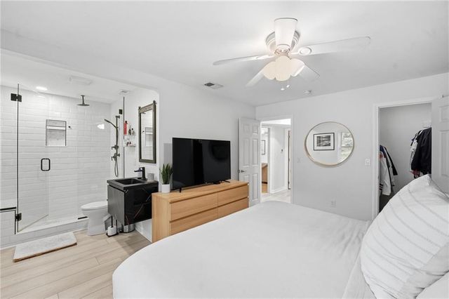 5004 Baltimore Street 204, Kansas City, MO 64112