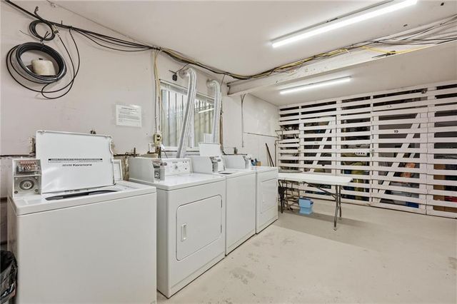 5004 Baltimore Street 204, Kansas City, MO 64112