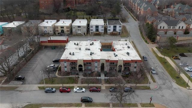 5004 Baltimore Street 204, Kansas City, MO 64112