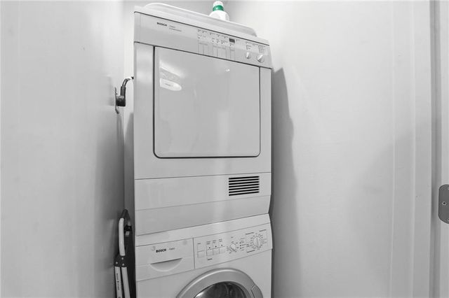 5004 Baltimore Street 204, Kansas City, MO 64112