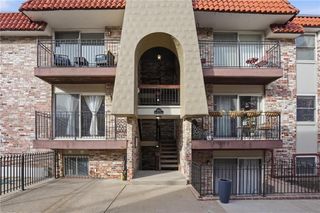 5004 Baltimore Street 204, Kansas City, MO 64112