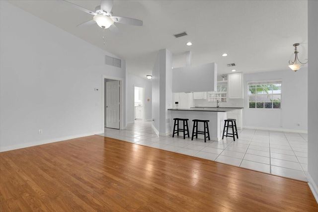 10882 SW Dardanelle Drive, Port St. Lucie, FL 34987