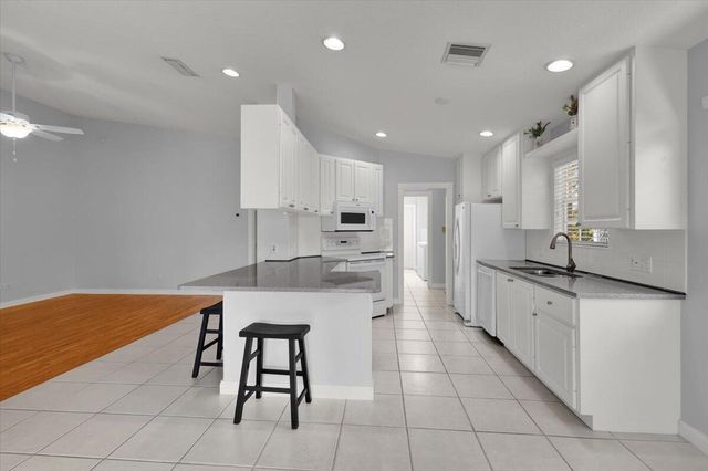 10882 SW Dardanelle Drive, Port St. Lucie, FL 34987