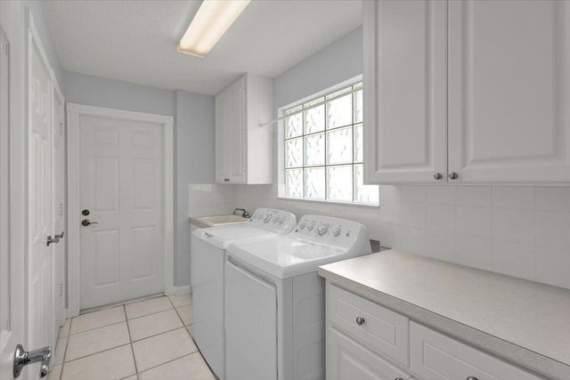 10882 SW Dardanelle Drive, Port St. Lucie, FL 34987