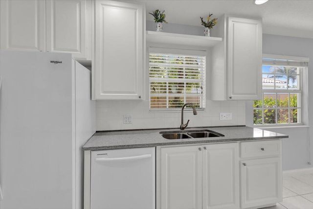 10882 SW Dardanelle Drive, Port St. Lucie, FL 34987