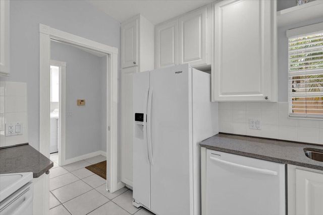 10882 SW Dardanelle Drive, Port St. Lucie, FL 34987