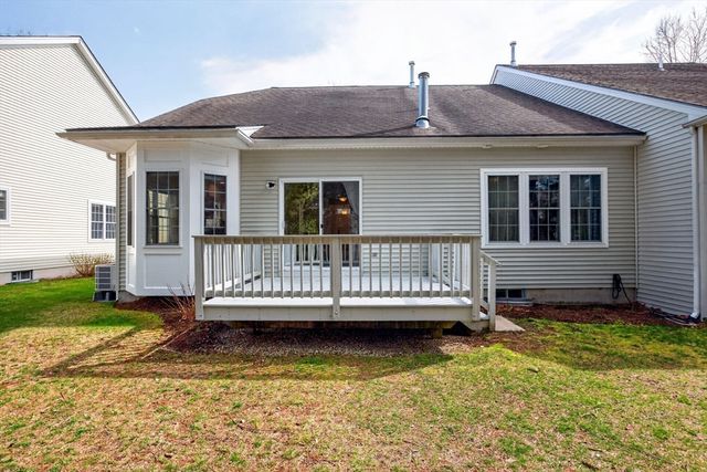 6 Champlain Cir, Plymouth, MA 02360