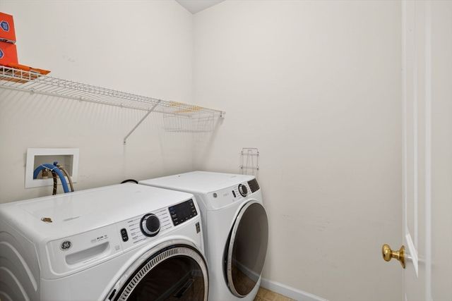 6 Champlain Cir, Plymouth, MA 02360