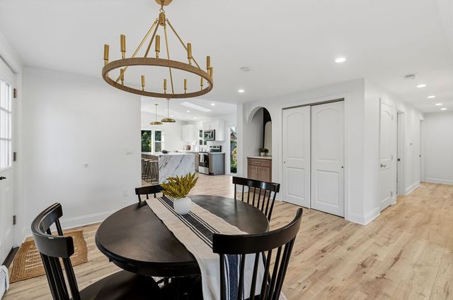 9 San Juan Drive, Bristol, RI 02809