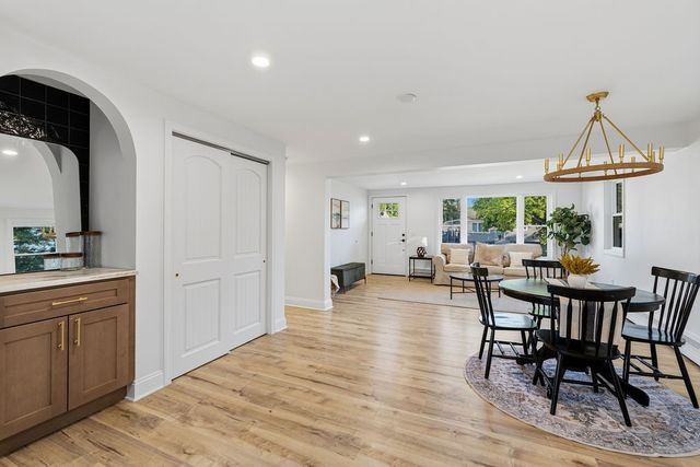 9 San Juan Drive, Bristol, RI 02809