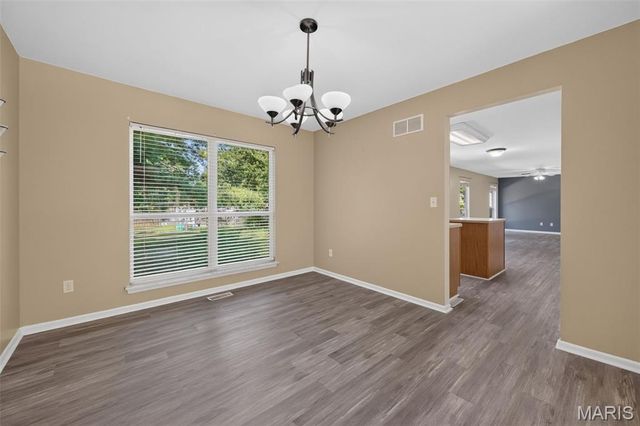 204 Boulder Point Drive, St Peters, MO 63376