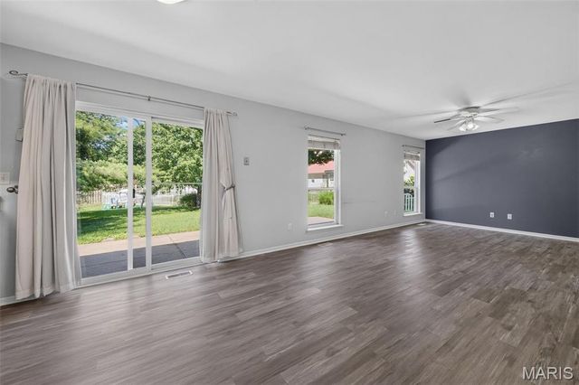204 Boulder Point Drive, St Peters, MO 63376