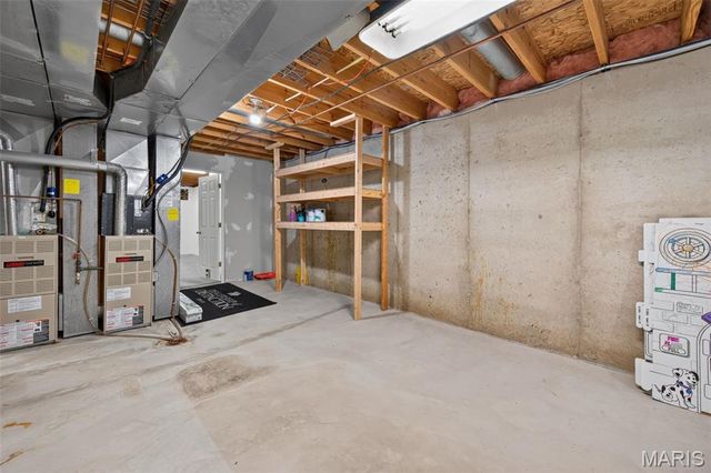 204 Boulder Point Drive, St Peters, MO 63376