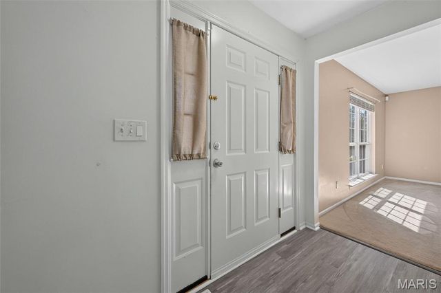 204 Boulder Point Drive, St Peters, MO 63376