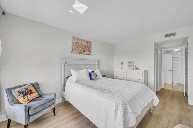 3700 Galt Ocean Drive 1114, Fort Lauderdale, FL 33308