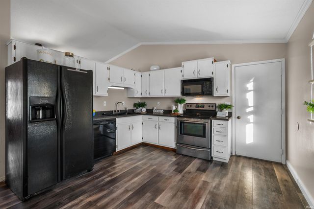 1006 E DELPHI Pike, Converse, IN 46919