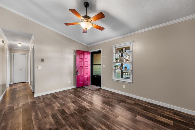 1006 E DELPHI Pike, Converse, IN 46919