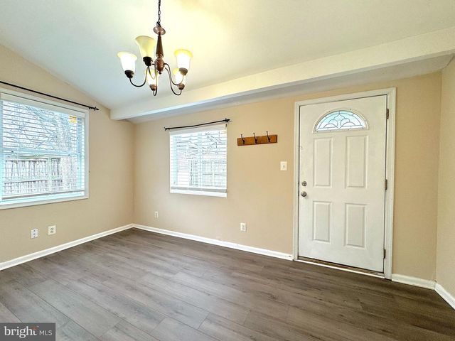 5612 7TH RD S, Arlington, VA 22204