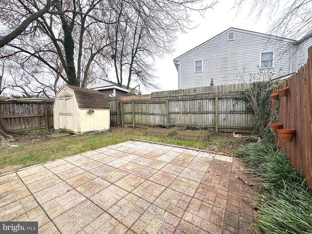 5612 7TH RD S, Arlington, VA 22204