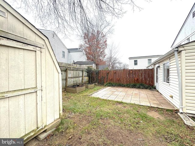 5612 7TH RD S, Arlington, VA 22204