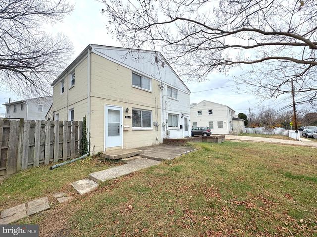 5612 7TH RD S, Arlington, VA 22204