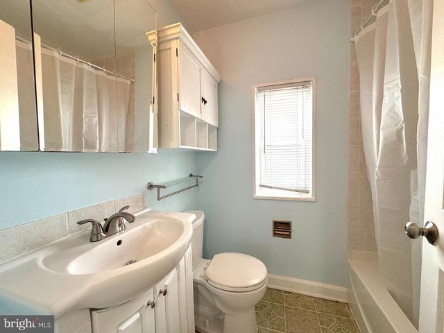 5612 7TH RD S, Arlington, VA 22204