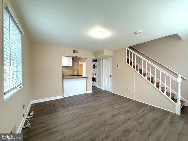 5612 7TH RD S, Arlington, VA 22204