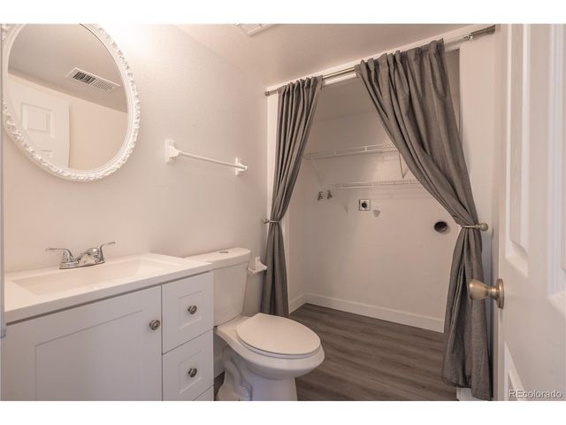9901 E Evans Ave C-17, Aurora, CO 80247